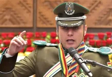 Lara, frente a un grupo de militares: «Llegaré más allá siempre y cuando ustedes me respalden»